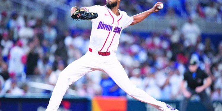 Cristopher Sánchez está listo para Corea del Sur