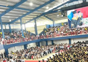 UCNE entrega 263 nuevos profesionales en su 48 aniversario