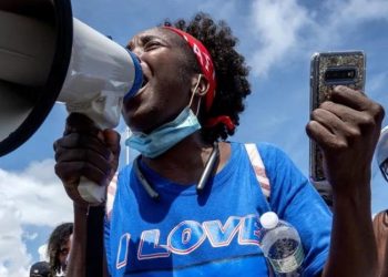 Coalición de 19 fiscales demócratas piden ayuda del TPS para haitianos