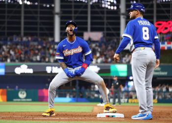 Venezuela se impone a Italia y enfrentará a Estados Unidos en la final del Clásico Mundial