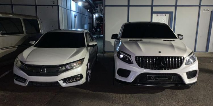 Desmantelan red de ciberdelincuencia en Santiago; tres detenidos y equipos ocupados