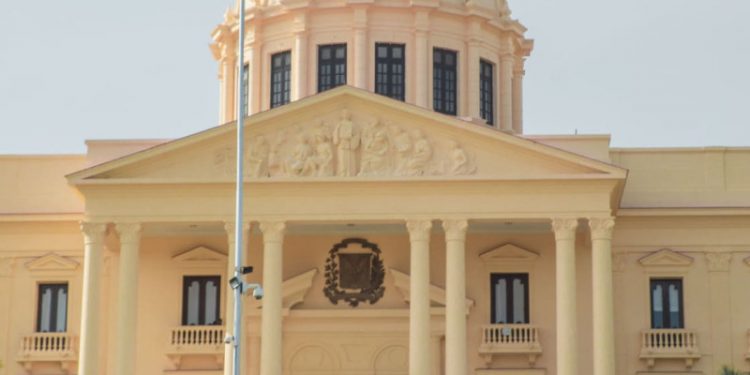 La oposición rechaza las medidas anunciadas por Abinader ante guerra en Irán