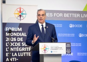 Abinader se reunirá con empresarios para hablar sobre crisis internacional