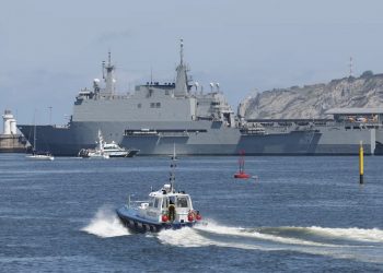 EU despliega buque con 3,500 marinos en Oriente Medio