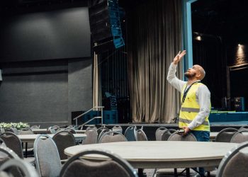 MIVHED realiza inspección técnica en el Salón La Fiesta del Hotel Jaragua