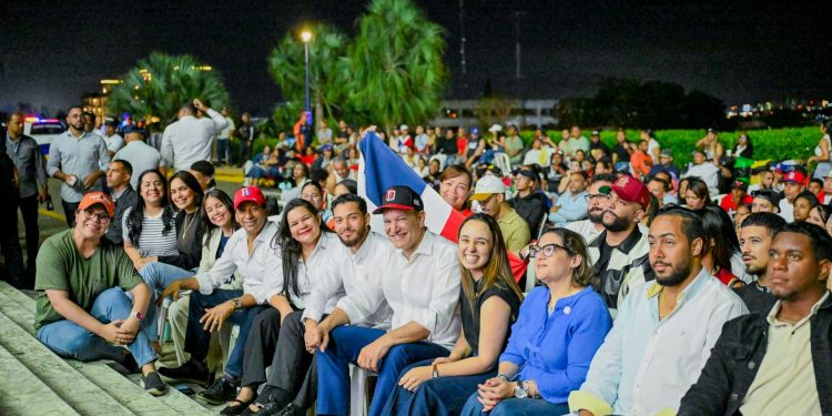 Alcaldía de Santiago y Grupo de Medios Panorama proyectarán en el Monumento juego entre RD y EEUU