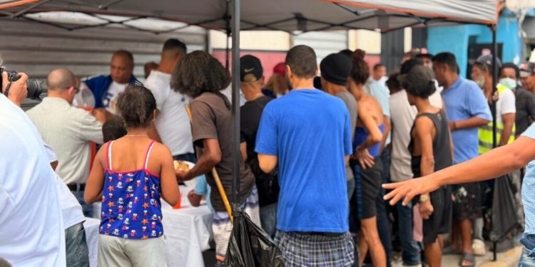 Hogar Crea rescata en Santiago 19 personas en condición de calle