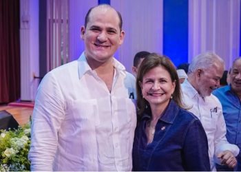 Adolfo Pérez afirma Raquel Peña tiene potencial para ser candidata presidencial en el 2028