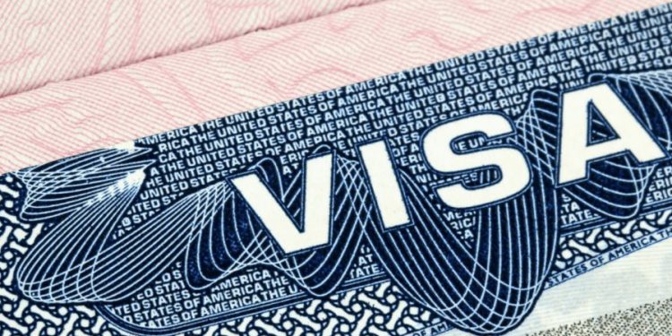 EE.UU. impone fianza de 15,000 dólares para visas de turismo a 12 países