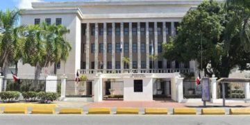 Minerd pide a centros educativos suspender docencia en provincias con alto riesgo de inundaciones