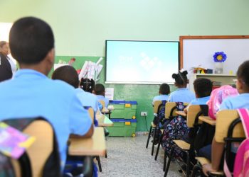 Educación reanuda las clases para este viernes en todo el país