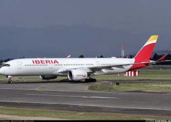 La aerolínea Iberia suspende hasta noviembre sus vuelos a Cuba por "la situación" en el país