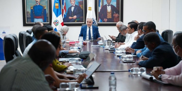 Minerd suspende docencia en Puerto Plata por alerta roja y llama tomar medidas preventivas