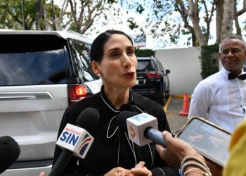 Raquel Arbaje dice esperan por estudio ambiental para ponderar explotación minera en San Juan