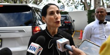 Raquel Arbaje dice esperan por estudio ambiental para ponderar explotación minera en San Juan