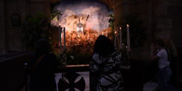 Recorrido por las Siete Iglesias: simbología de acompañamiento a Jesús en su pasión