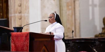 Católicos llaman a exigir la limpieza de las letras vulgares en canciones