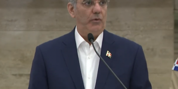 Abinader ordena reforzar la frontera ante despliegue de fuerza internacional en Haití