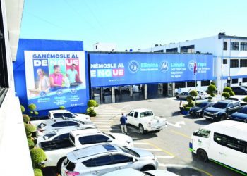 Salud dispone cierre definitivo de centro de estética en Santiago