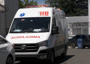 Explosión de cilindro de gas deja a madre e hija en estado crítico en San José de las Matas