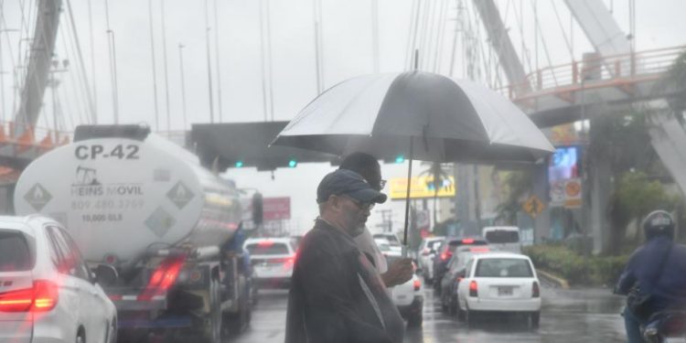 Sistema frontal en proceso de disipación provocará aguaceros con tormentas eléctricas