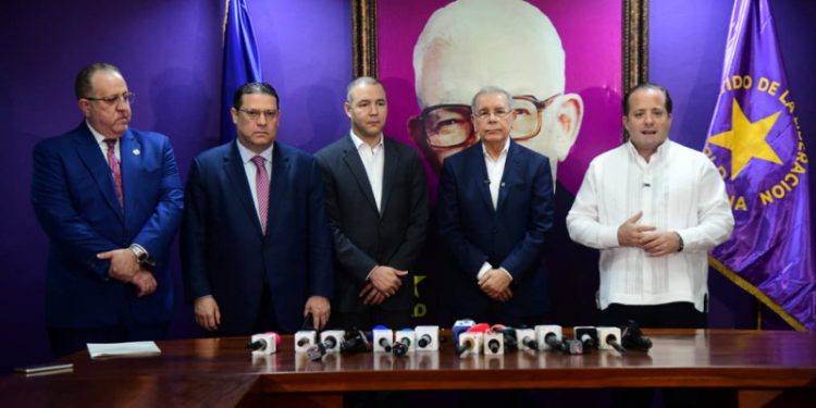 Danilo esperará informe del Gobierno sobre crisis de Medio Oriente