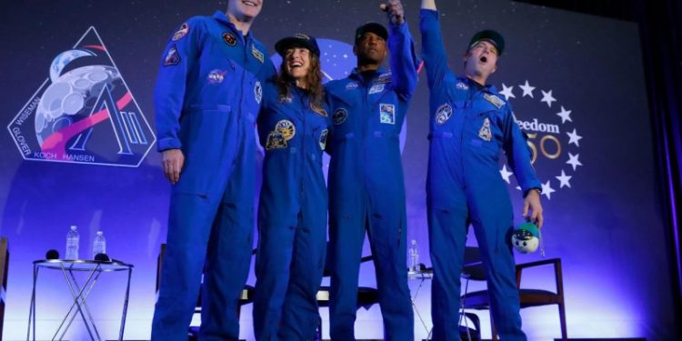 Astronautas de Artemis II: "Queríamos salir e intentar hacer algo que uniera al mundo"