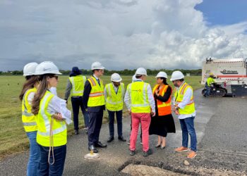 Aerodom inicia trabajos de remodelación de la pista principal de aterrizaje del AILA