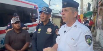 Policía informa fallecimiento de dos personas tras colapso de pared en Las Palmas de Herrera