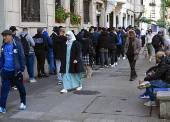 Burocracia para los indocumentados en España