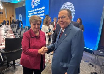 Economía crecerá un 3.7% según el FMI y BM