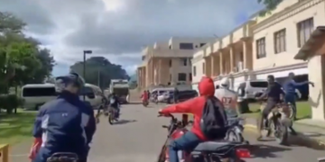 El país indignado ante brutal asesinato de chofer por una turba de motoconchistas