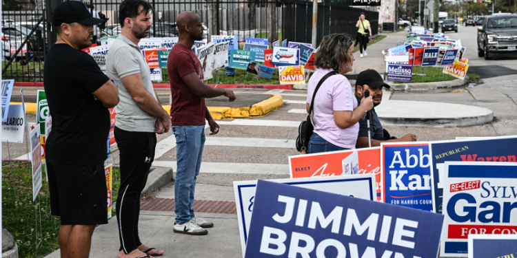Nueva ley electoral de Trump afecta a mujeres y trans