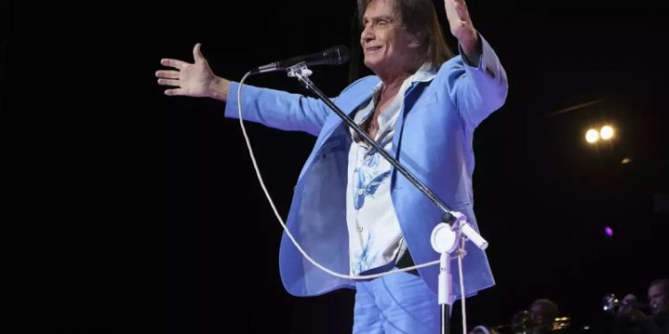 Roberto Carlos: el rey brasileño de la canción que en 85 años de vida se volvió un gigante romántico