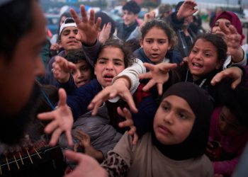 Trump: No hay prisa para el fin del conflicto iraní