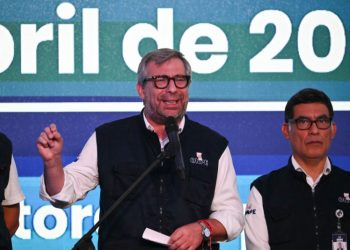 La Fiscalía de Perú pide detener al organizador de las elecciones generales