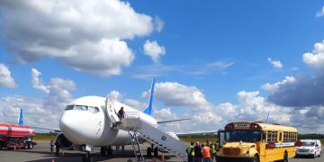 Llegan más de 70 deportados desde Estados Unidos