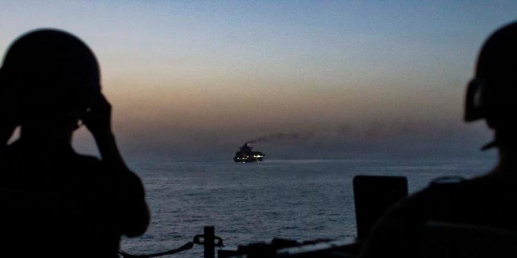 Irán incauta dos buques en el estrecho de Ormuz