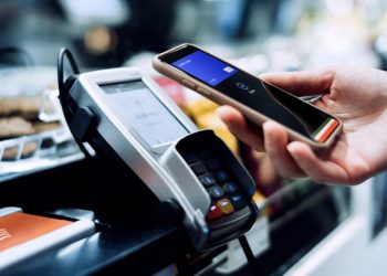 Pagos digitales transforman la forma en la gente maneja el dinero