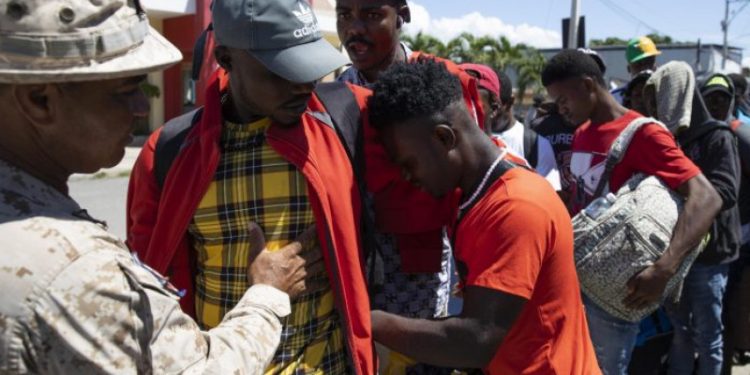 Bahamas y Jamaica deportar a inmigrantes haitianos