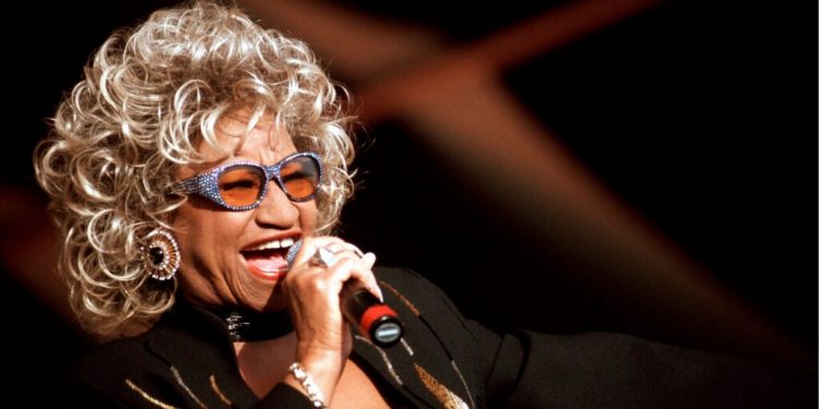 La fallecida Celia Cruz rompe barreras y entra al Salón de la Fama como influencia musical
