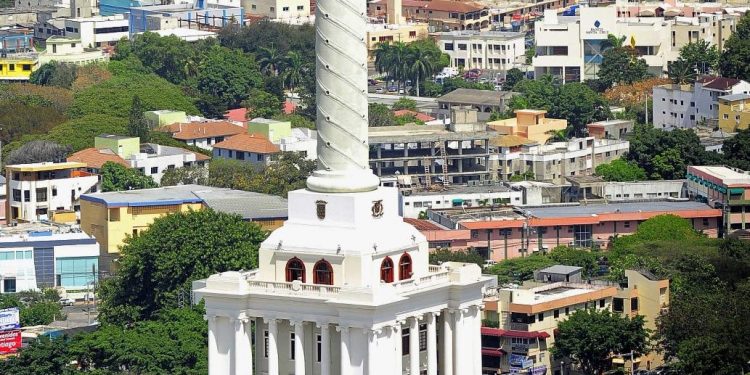 José izquierdo destaca transformación y crecimiento de Santiago de los caballeros