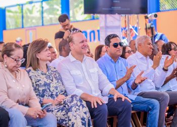 Alcaldía de Santiago entrega cancha remozada en Las Praderas de Pekín con inversión superior a RD$4.7 millones