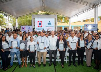 Gestión del presidente Abinader supera los 163 mil títulos de propiedad entregados y tiene otros 150 mil en proceso