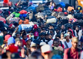 Migrantes haitianos protestan por sus condiciones