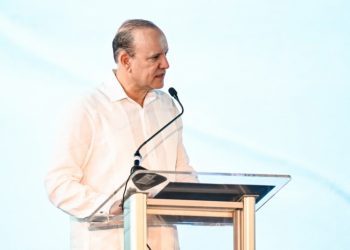 Alcalde dice ordenamiento tránsito es reto clave en Santiago