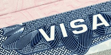 El fraude de visa de EE. UU. puede cerrar las puertas de por vida, advierte la Embajada en RD