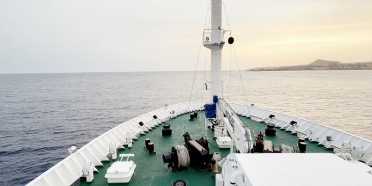 Expertos argentinos consideran "bastante controlado" el brote de hantavirus en crucero
