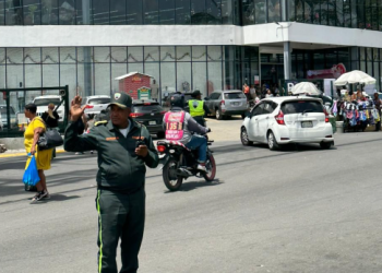 Digesett mantiene operativo en centros comerciales por celebración Día de las Madres