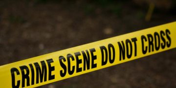 Encuentran mujer sin vida dentro de su residencia en Santiago